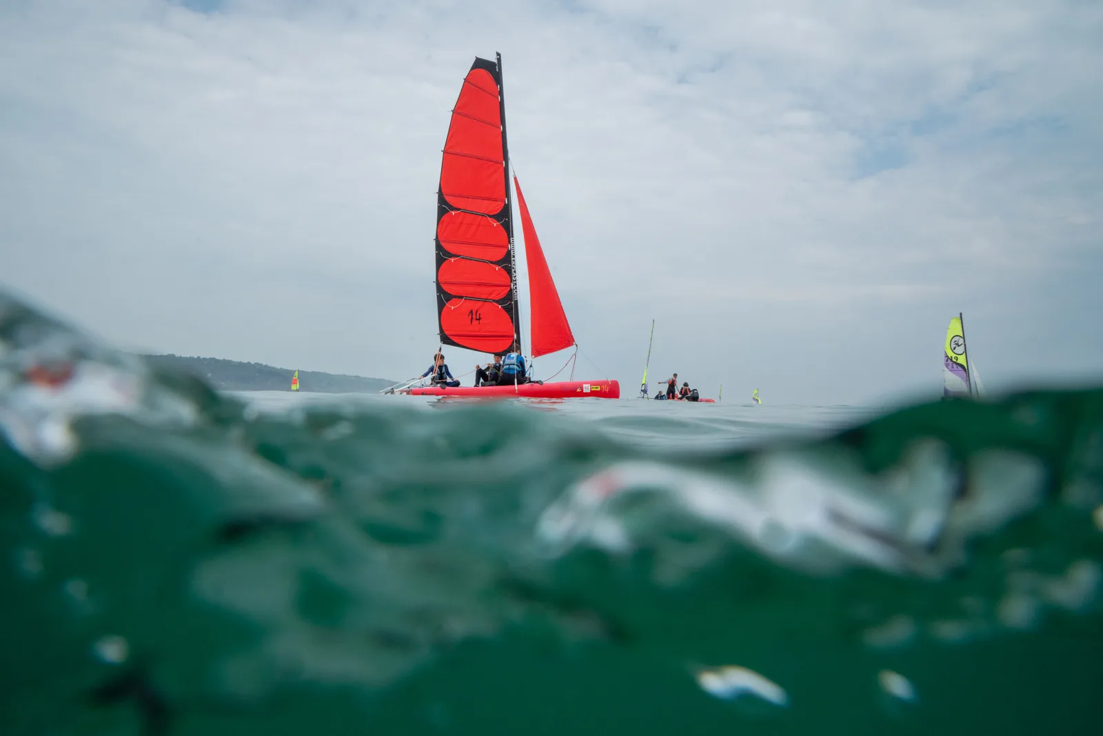 pole nautique hague catamaran