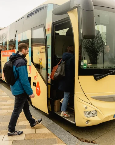Ligne de Bus Cherbourg-Rennes : Voyagez Facilement entre Normandie et Bretagne !